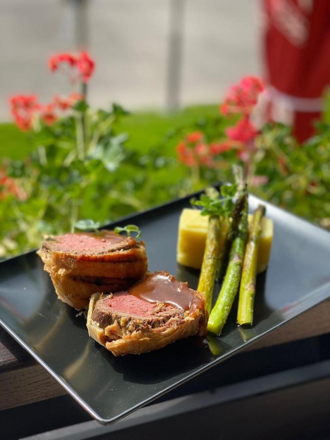 Martini Restaurant & Cazare Sebesel Екстер'єр фото