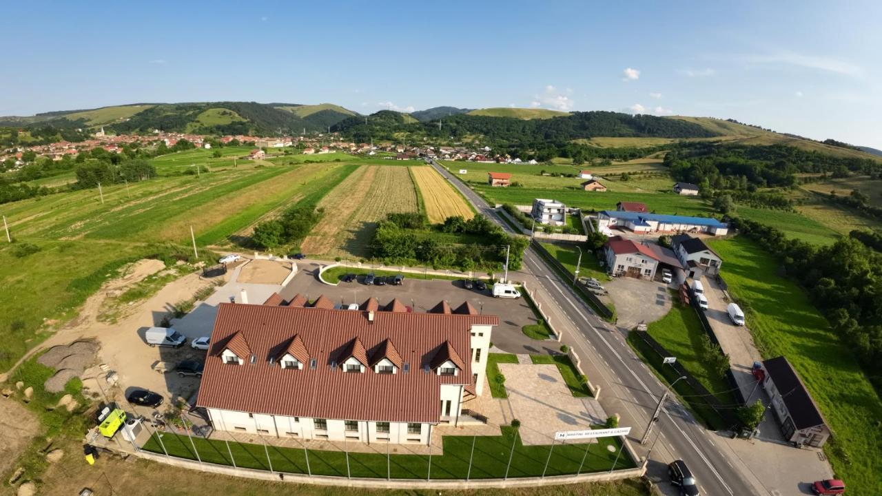 Martini Restaurant & Cazare Sebesel Екстер'єр фото