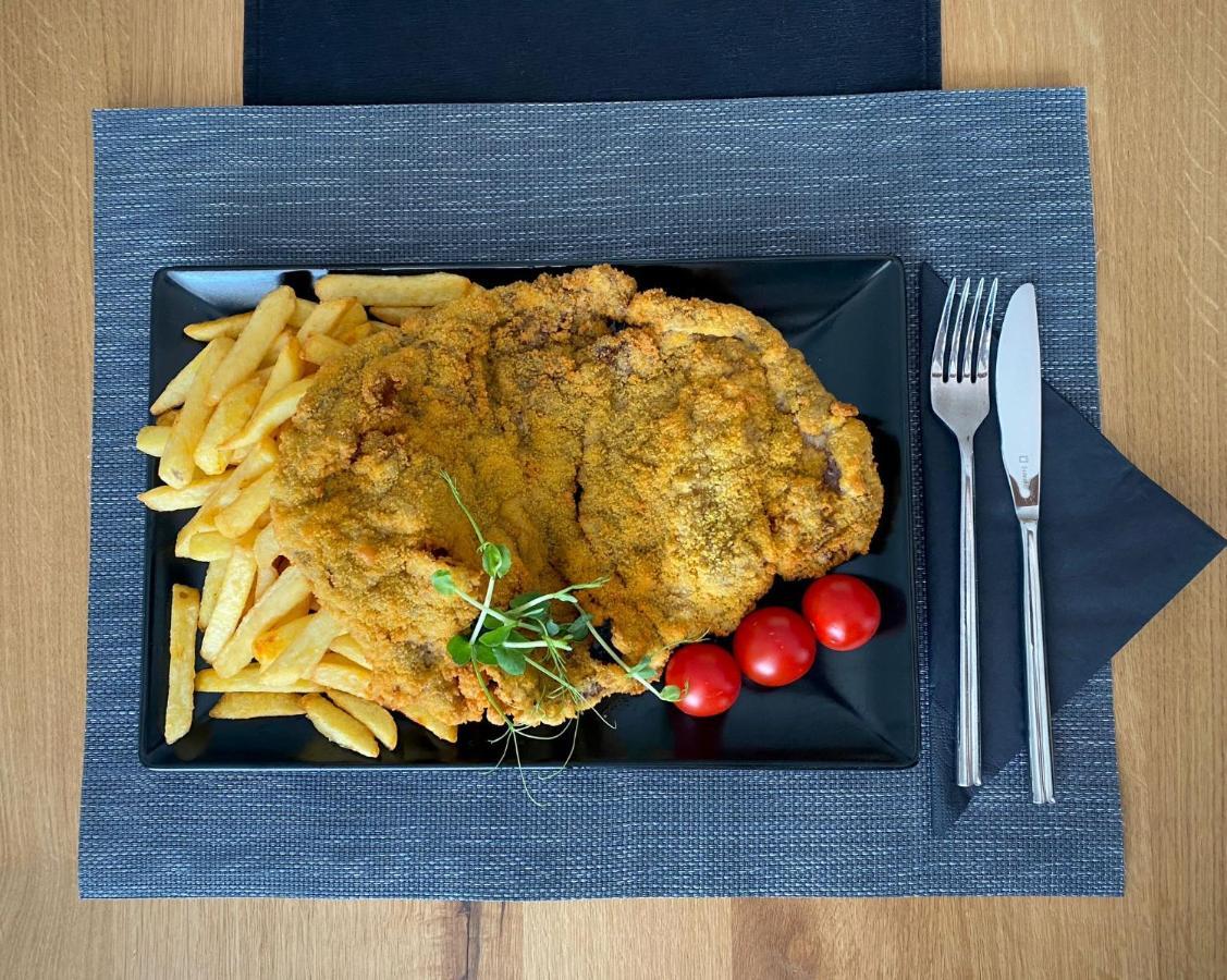 Martini Restaurant & Cazare Sebesel Екстер'єр фото